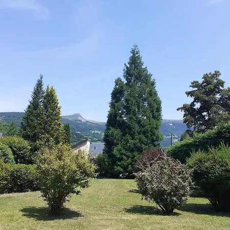Gite La Lauzeraie La Bourboule Exterior photo